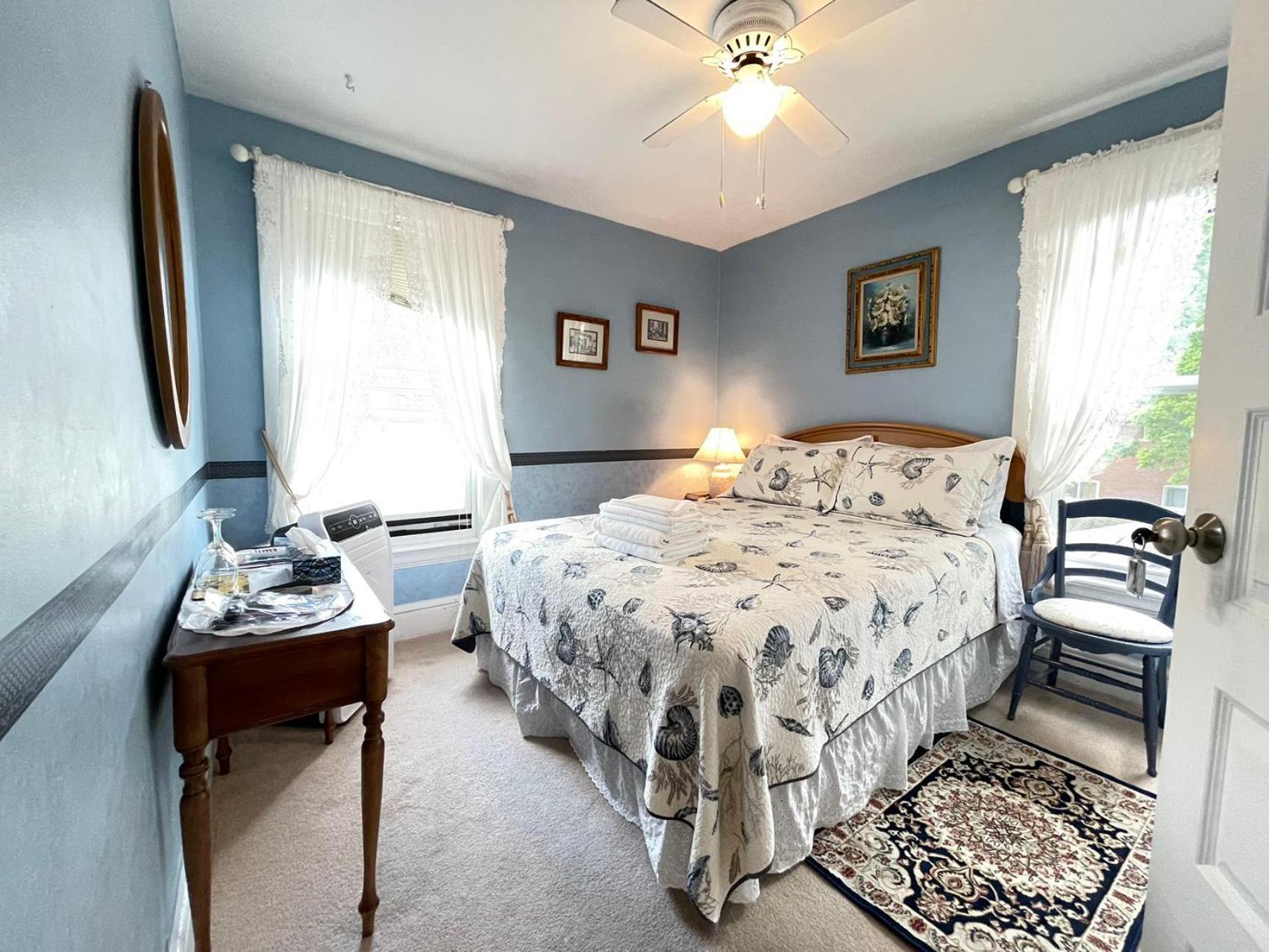 Strathaird Bed And Breakfast Ниагара-Фолс Экстерьер фото