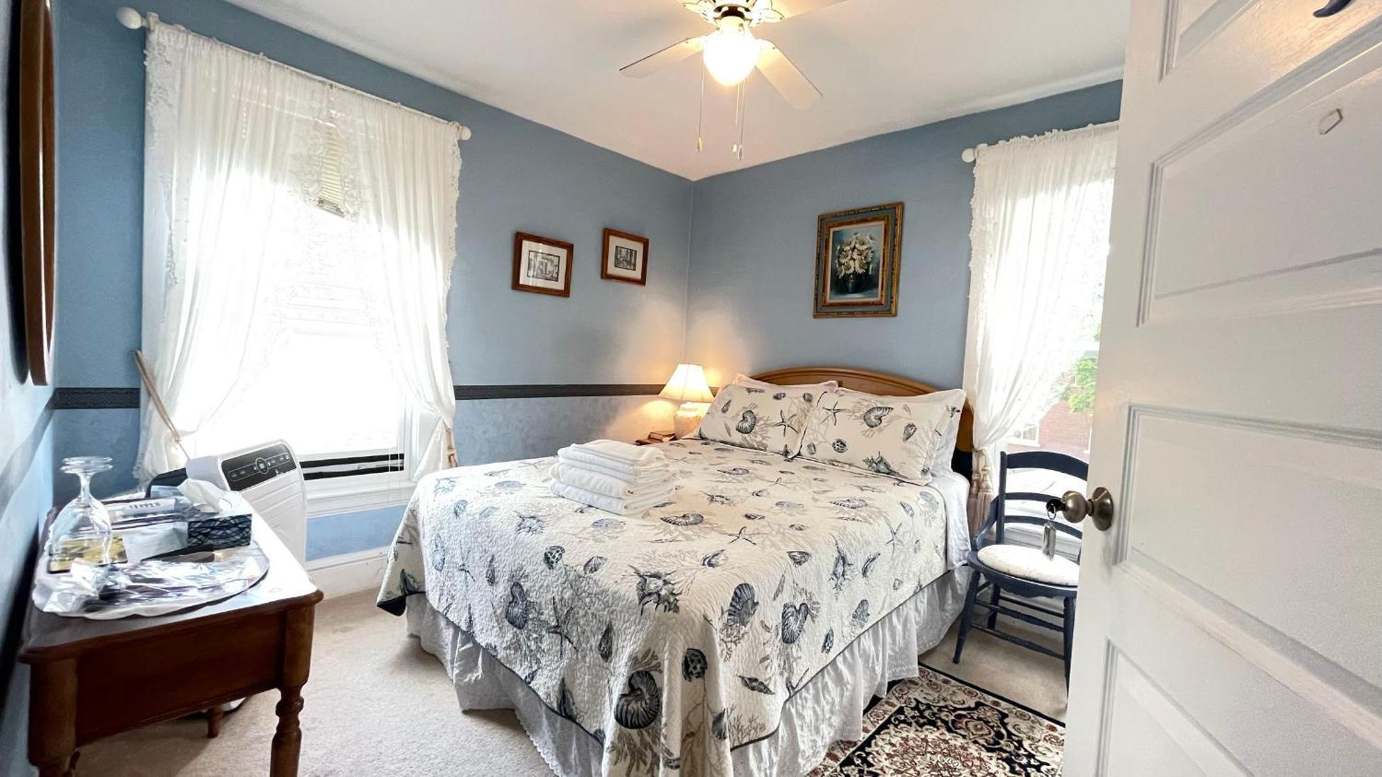 Strathaird Bed And Breakfast Ниагара-Фолс Экстерьер фото